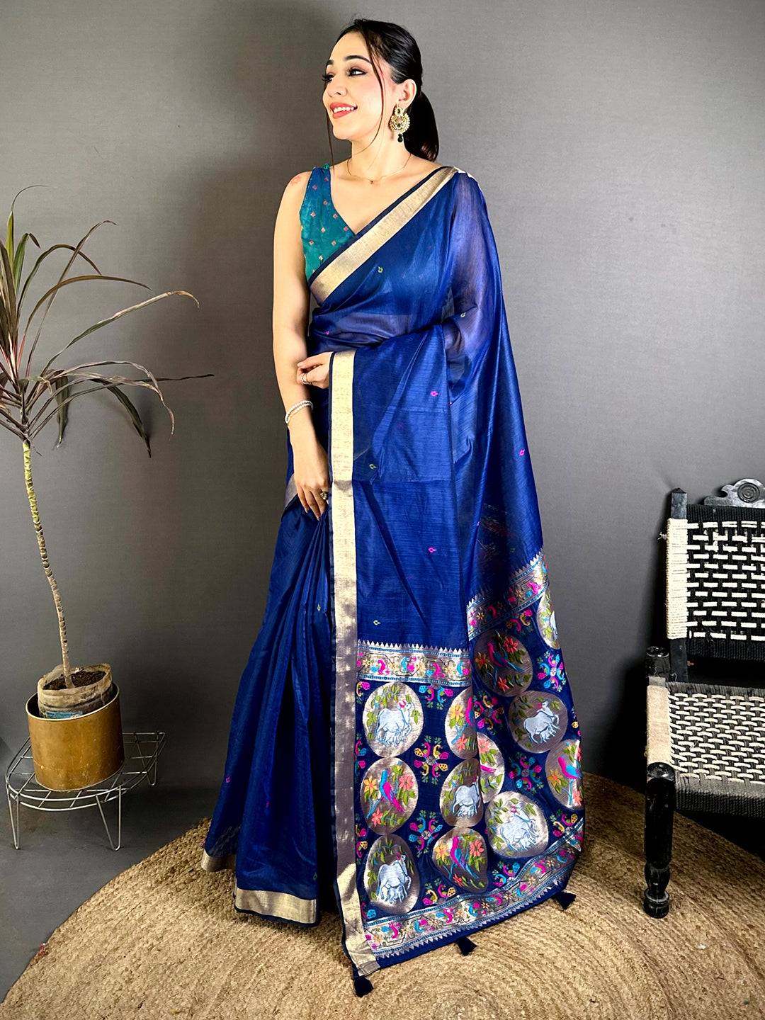 Designer Minakari Jacquard Rich Pallu Saree
