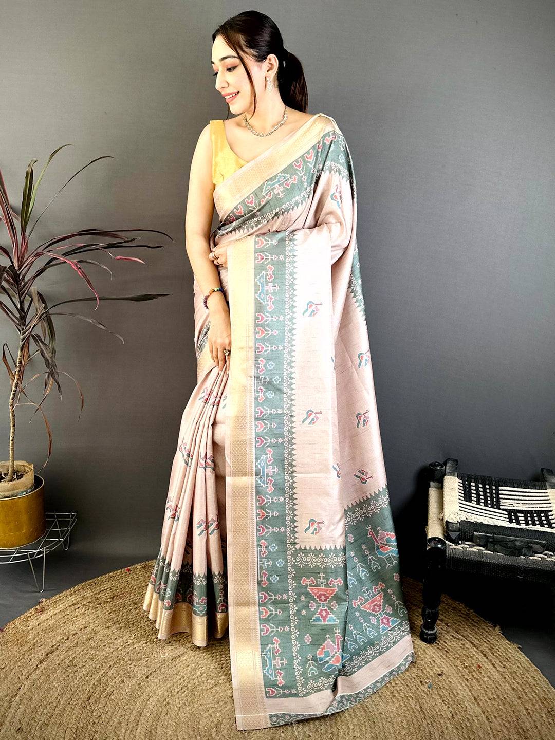 Royal Patola Print Tussar Ghichaa Saree