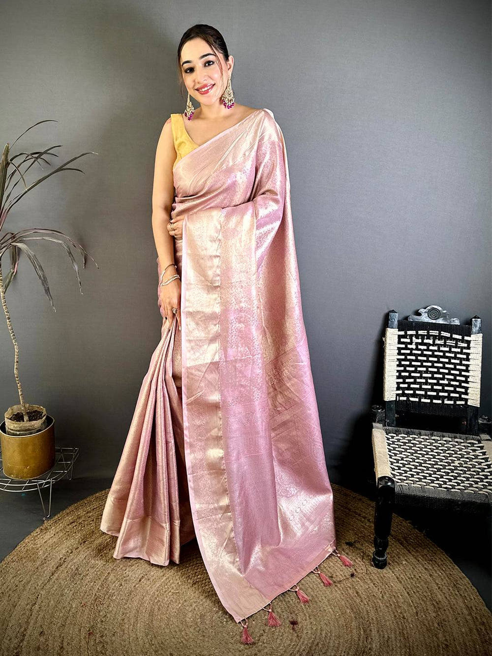 Classic Kanjivaram Zari Tissue Rich Pallu Saree