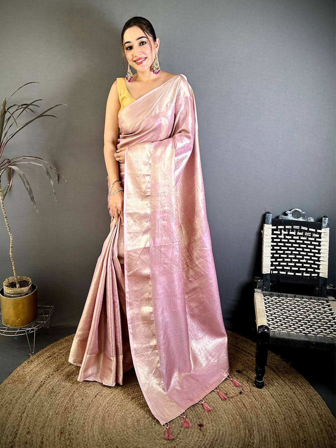 Classic Kanjivaram Zari Tissue Rich Pallu Saree