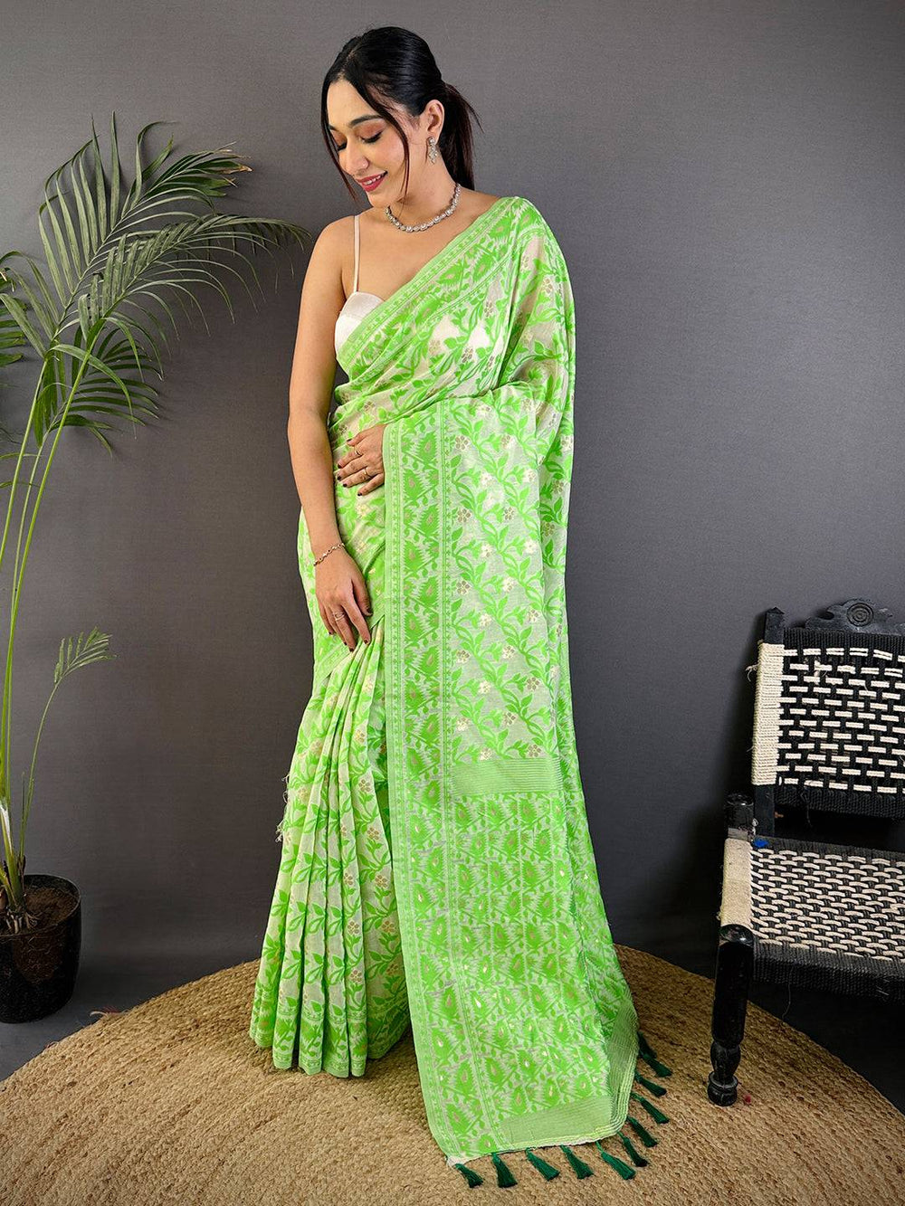 Green Soft Dhakai Jamdani Silk Saree