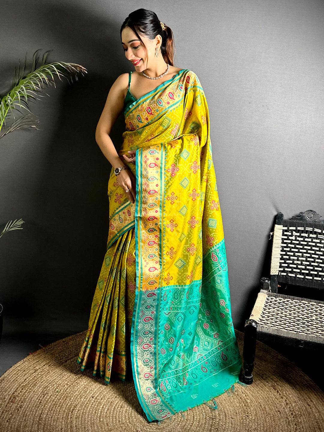 Green Soft Silk Saree With Patola Weaving

