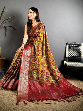 Elegant Patola Printed Viscose Dola Saree