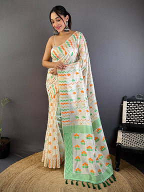 Vibrant Green Dhakai Jamdani Cotton Silk Saree