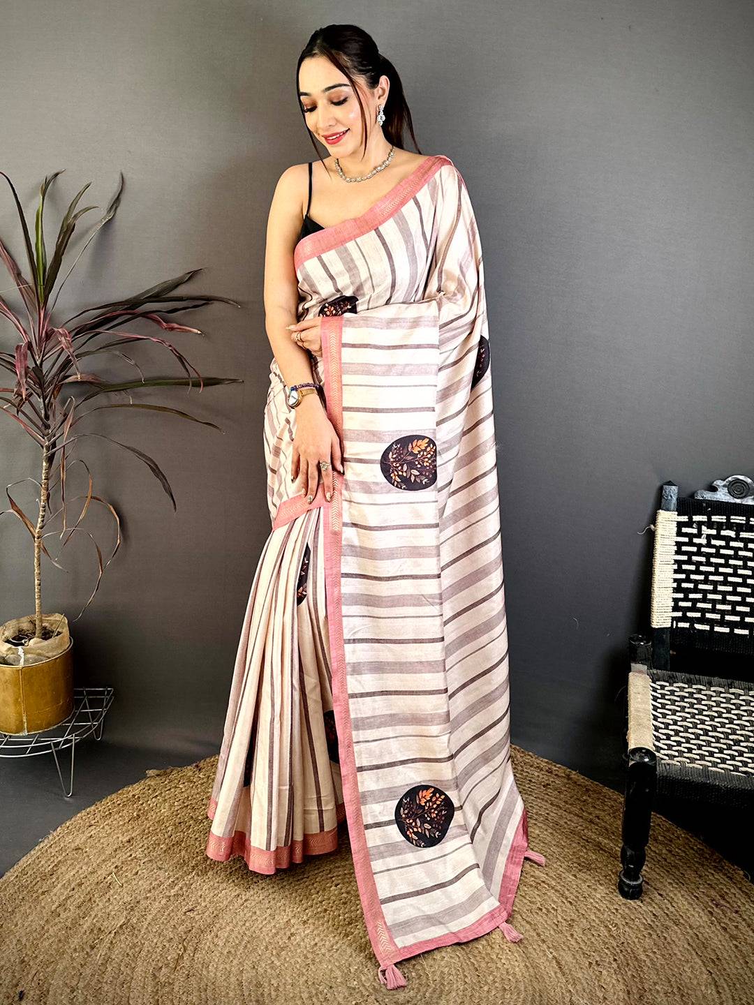 Regal Slub Weave Ghicha Tussar Saree