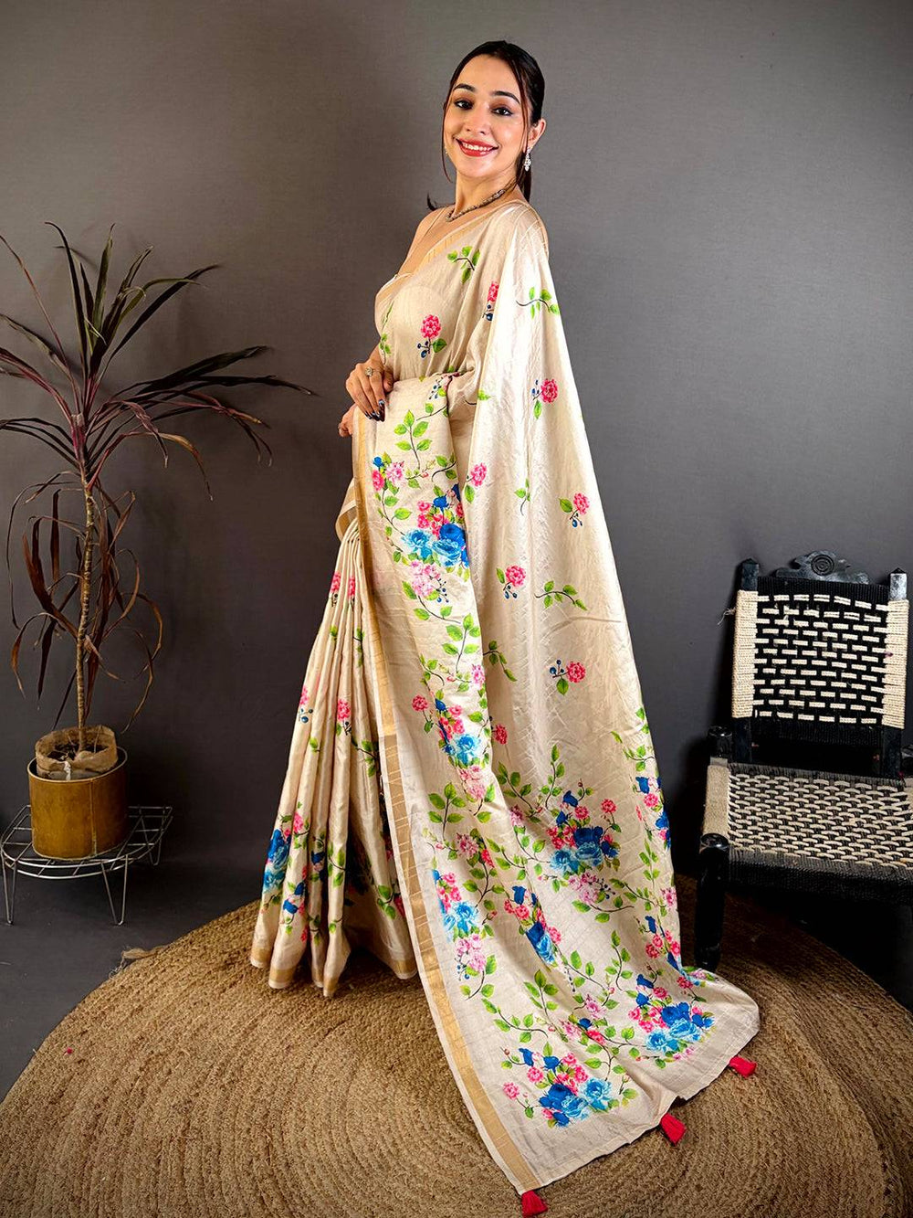 Artisan Tussar Floral Ghicha Weaving Saree