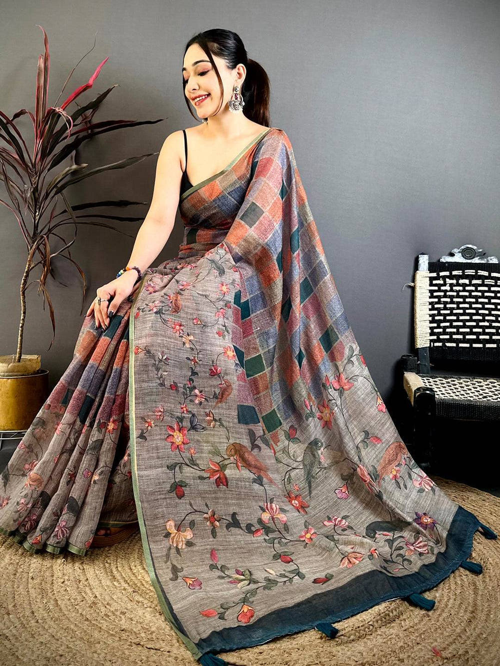 Stylish Multicolor Block Print Linen Saree