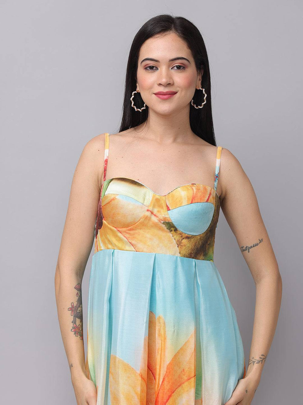 Close-up of sweetheart neckline on floral print dress