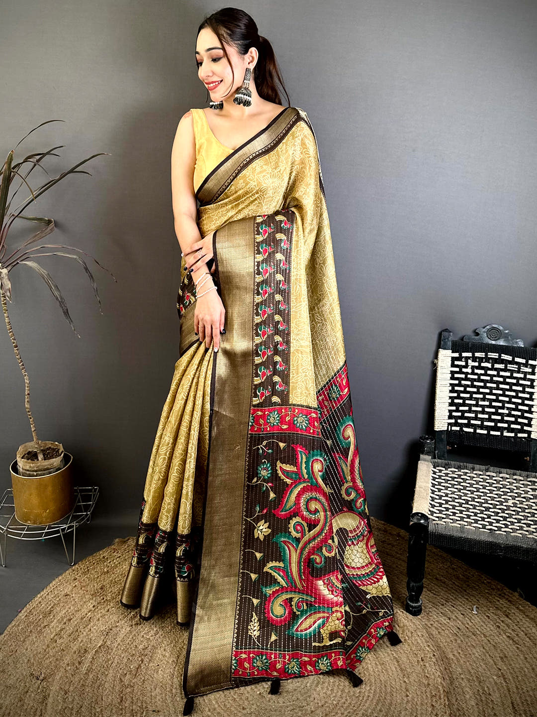 Classic Zari Katha Pattern Kalamkari Saree
