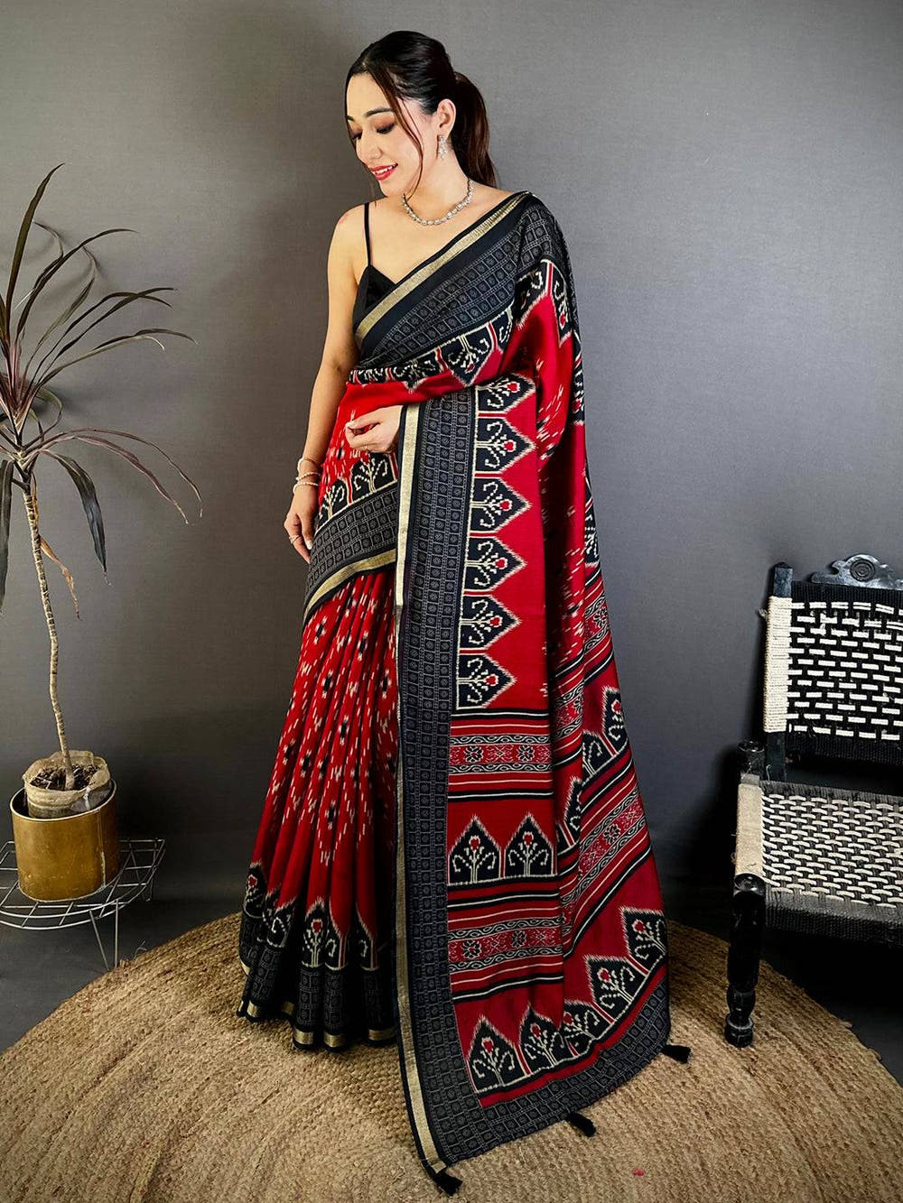 Red Mul Cotton Ikkat Rudraksha Border Saree