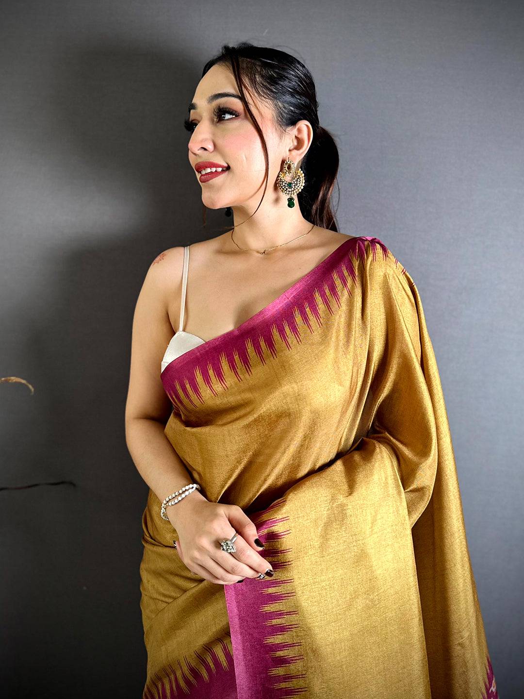 Designer Tussar Patola Printed Pallu Saree