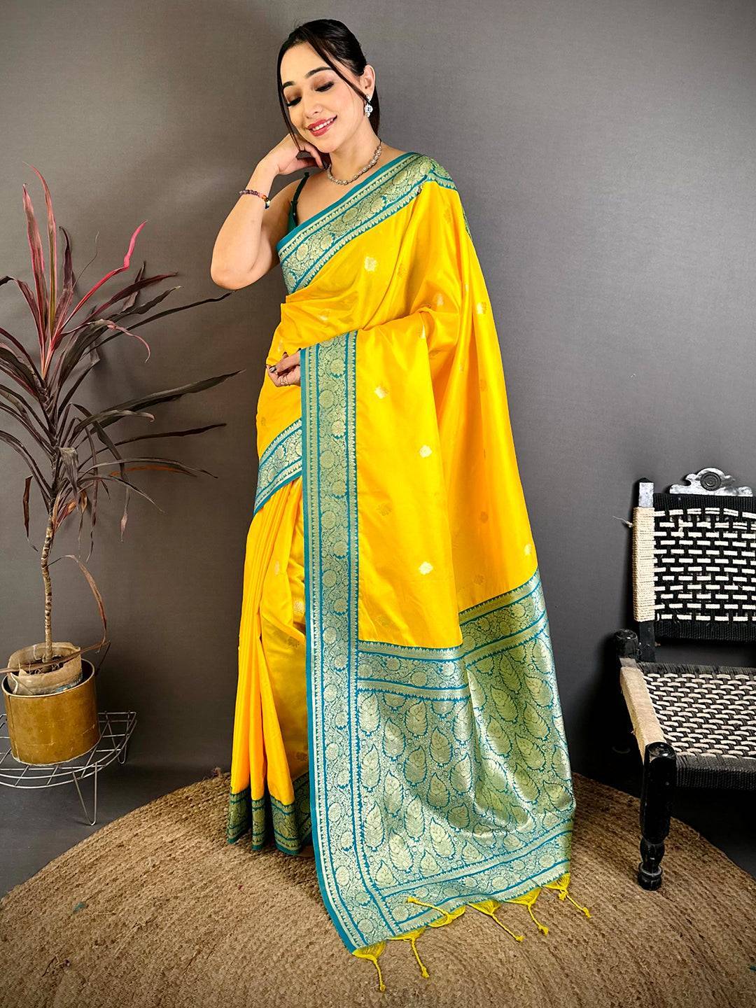 Royal Yellow Soft Silk Gadwal Saree