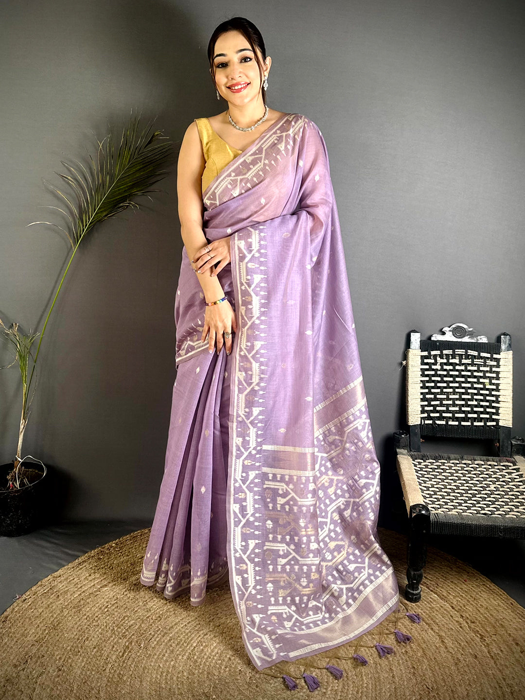 Elegant Lakhani Linen Saree