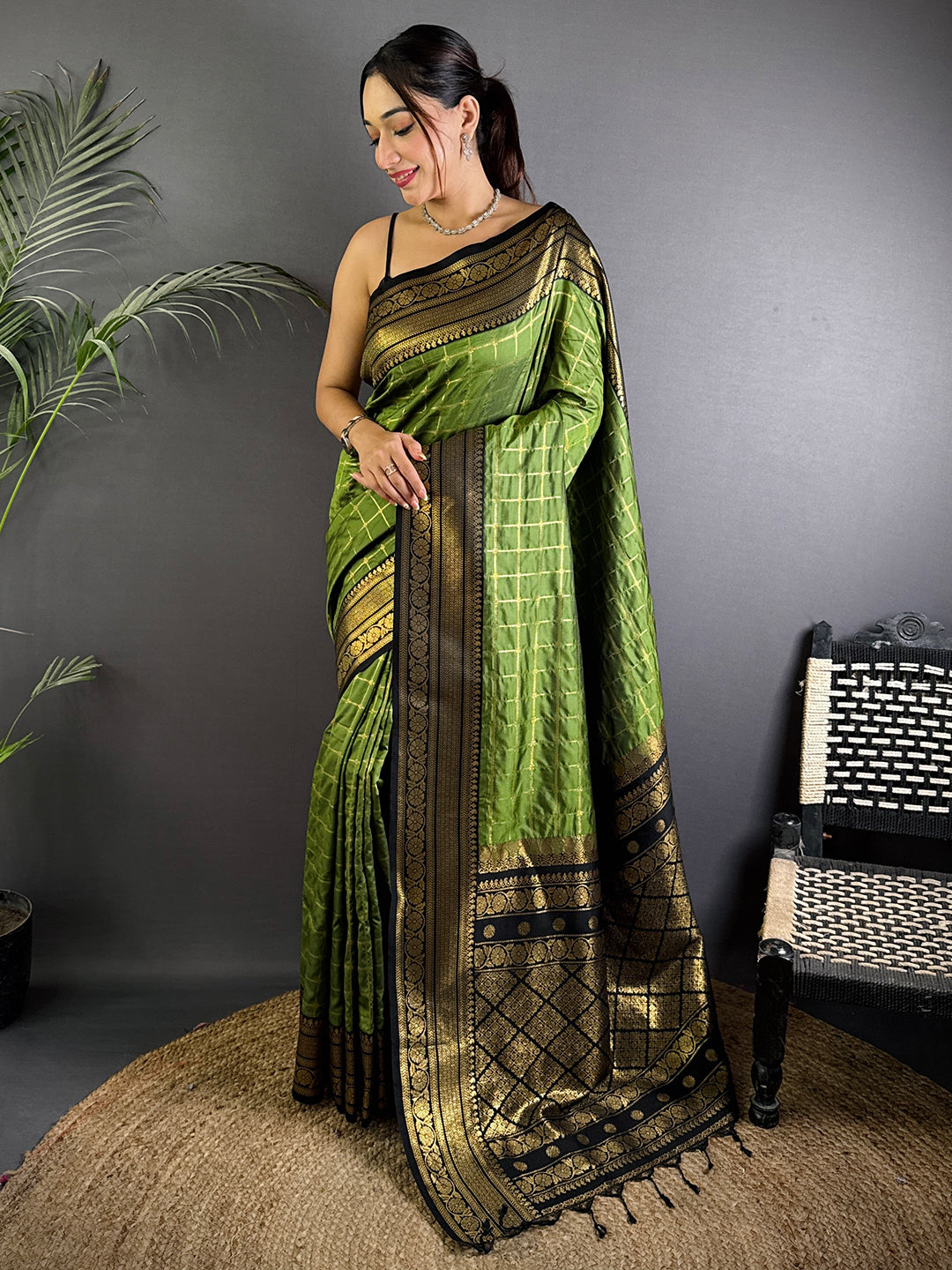 Green Self Chex Soft Silk Saree