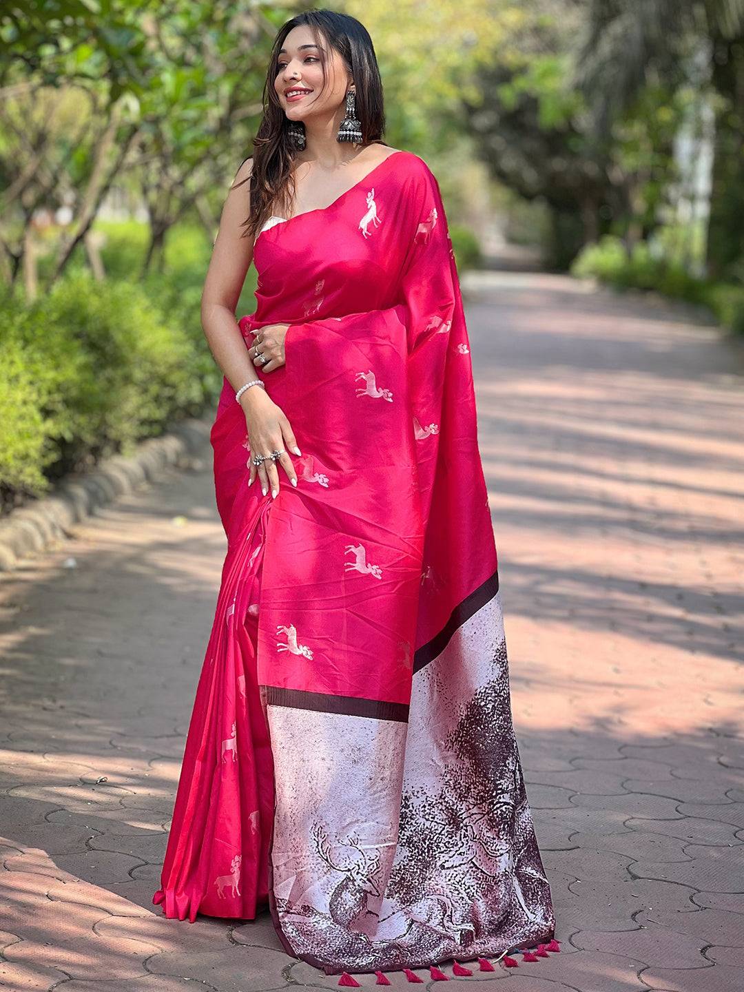 Rani soft silk saree with intricate zari pallu design