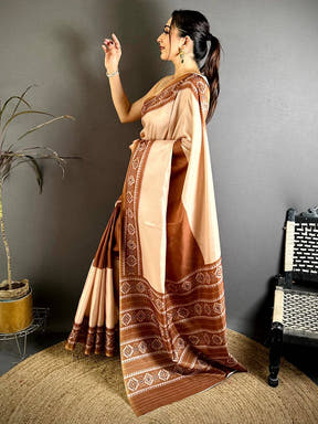 Stylish Tussar Geometric Striped Print Saree