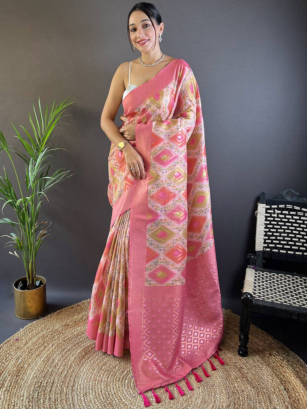 Model showcasing Daisy Pink Flower Vely Print Banarasi Saree.