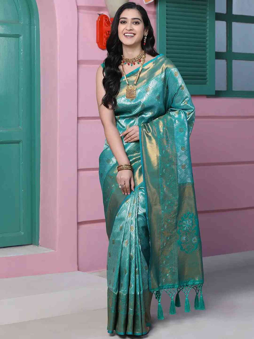 Kanjivaram Silk Saree With Zari Work 