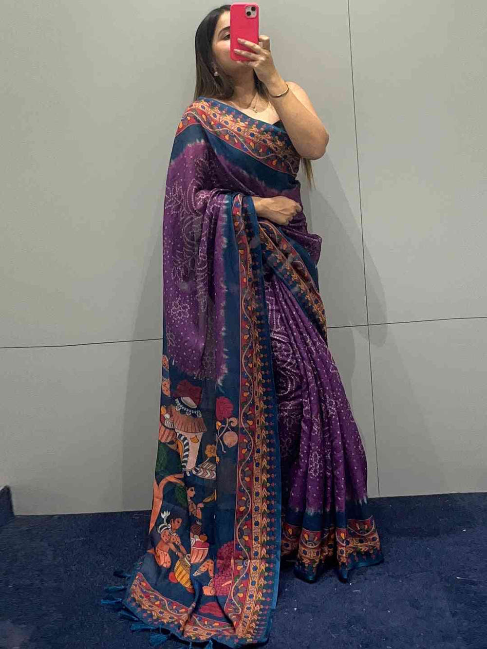 Purple Bandhej Kalamkari saree, indoor mirror selfie