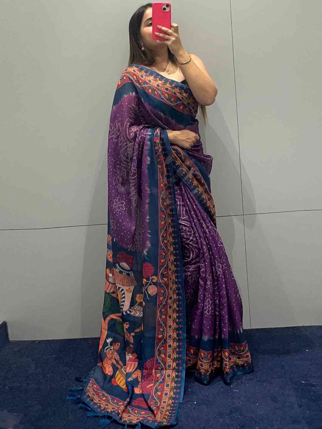 Purple Bandhej Kalamkari saree, indoor mirror selfie