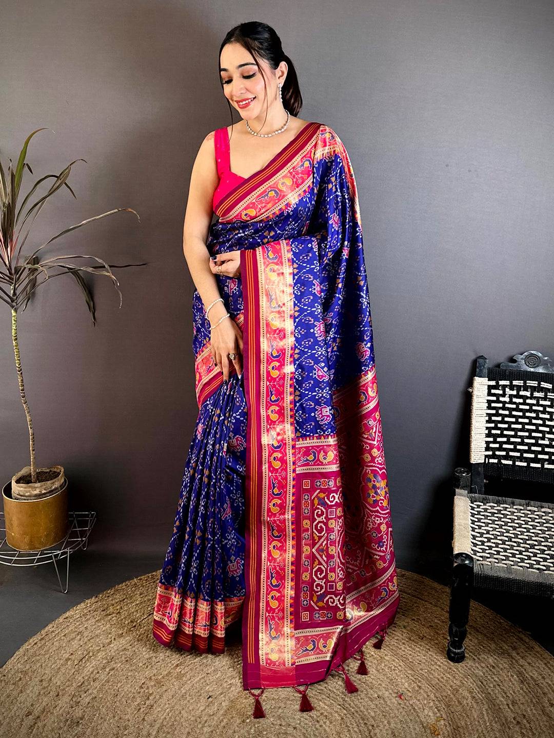Exclusive Double Ikkat Patola Zari Saree