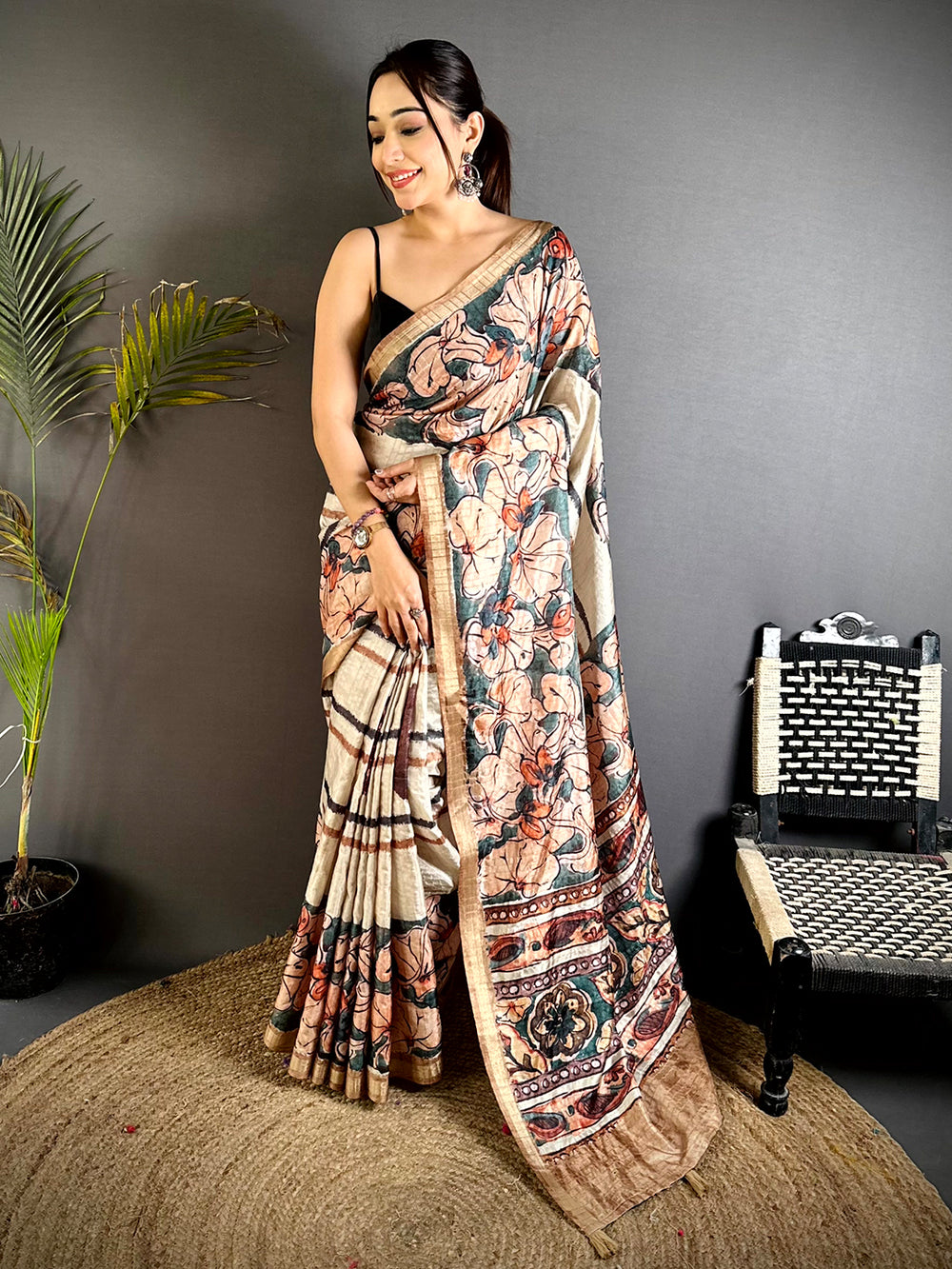 Stylish Ghicha Tussar Digital Art Saree