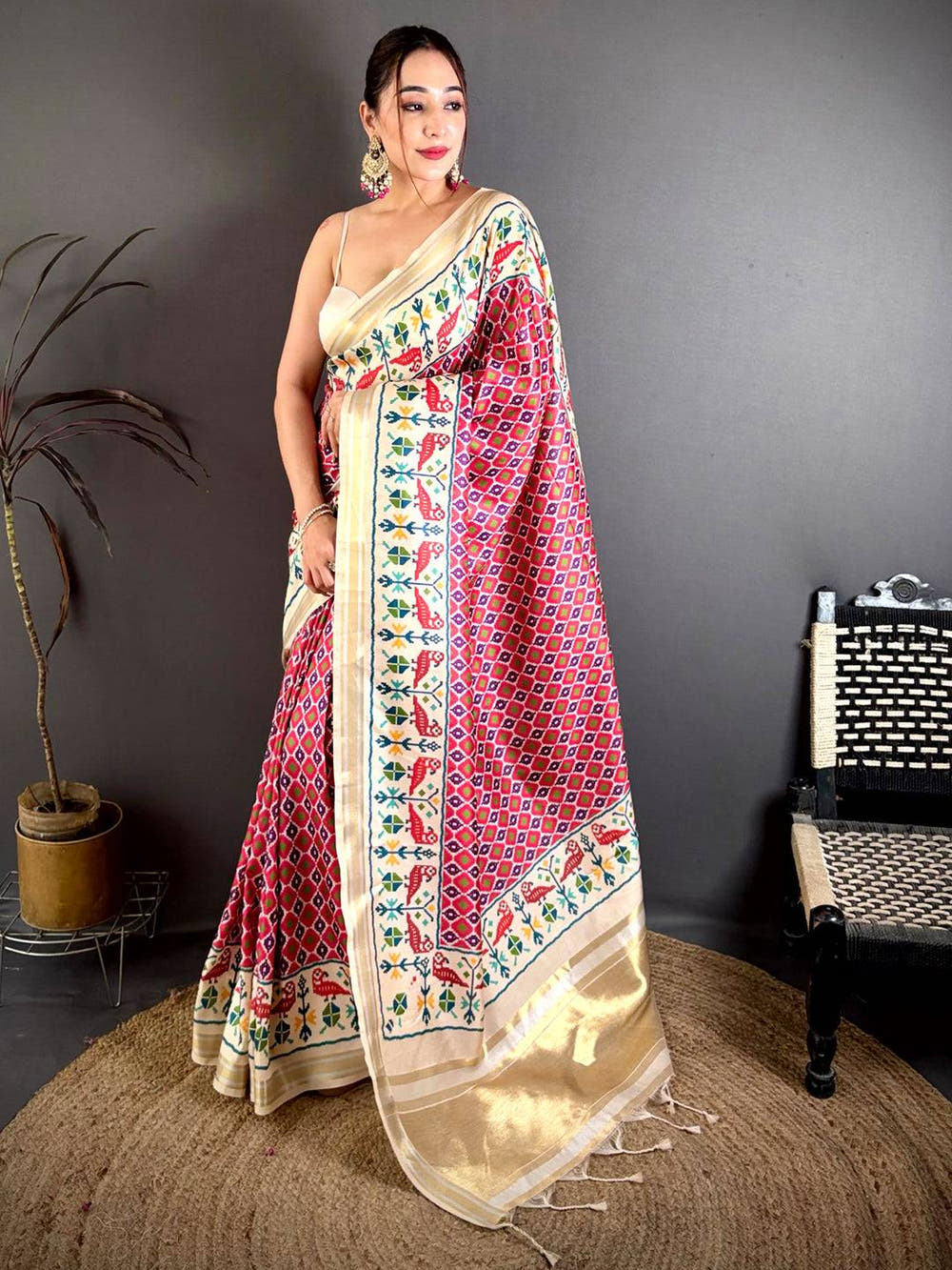 Elegant Ikkat Soft Kanchi Silk Saree
