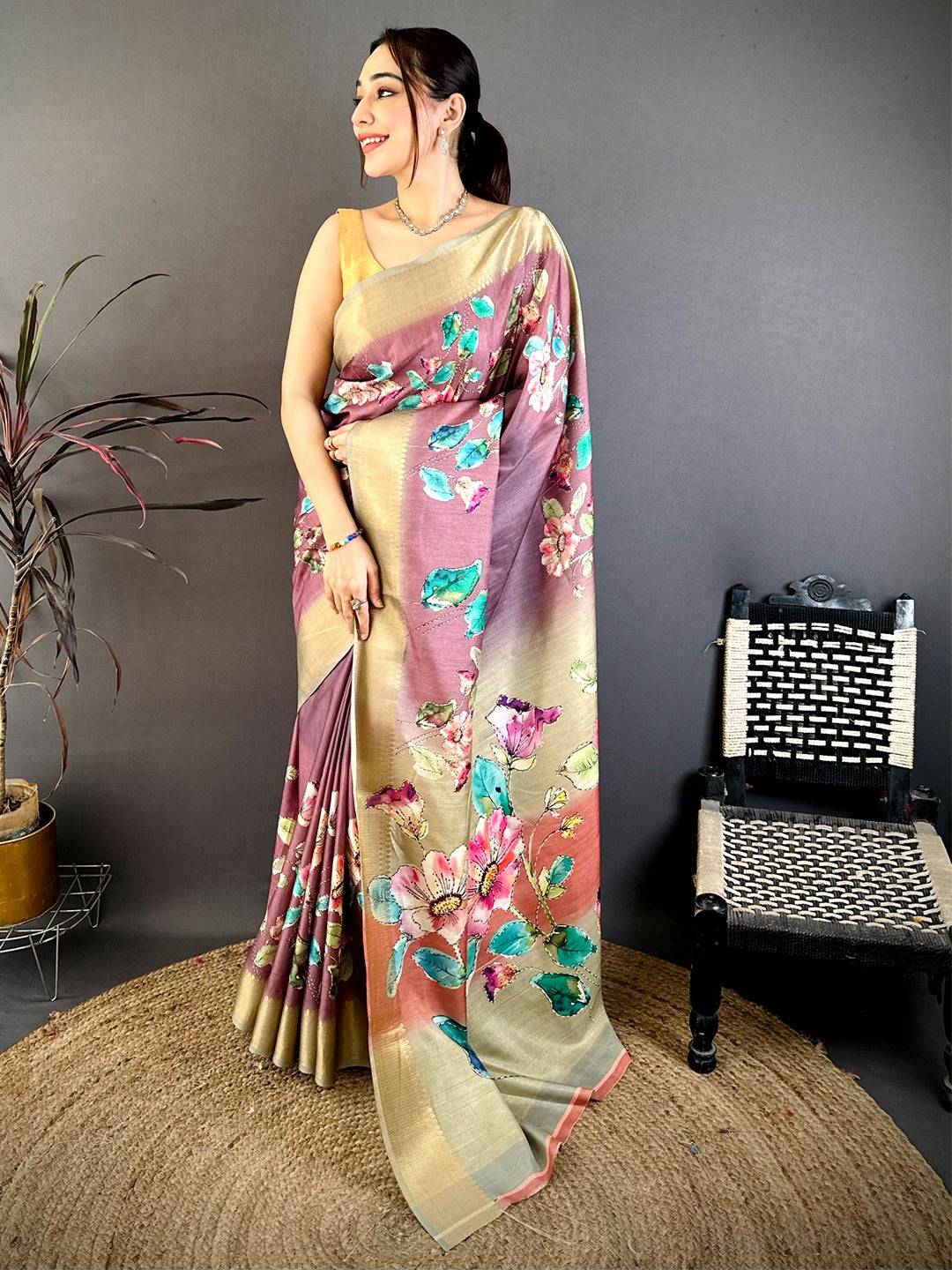 Exclusive Gold Zari Border Kalamkari Saree