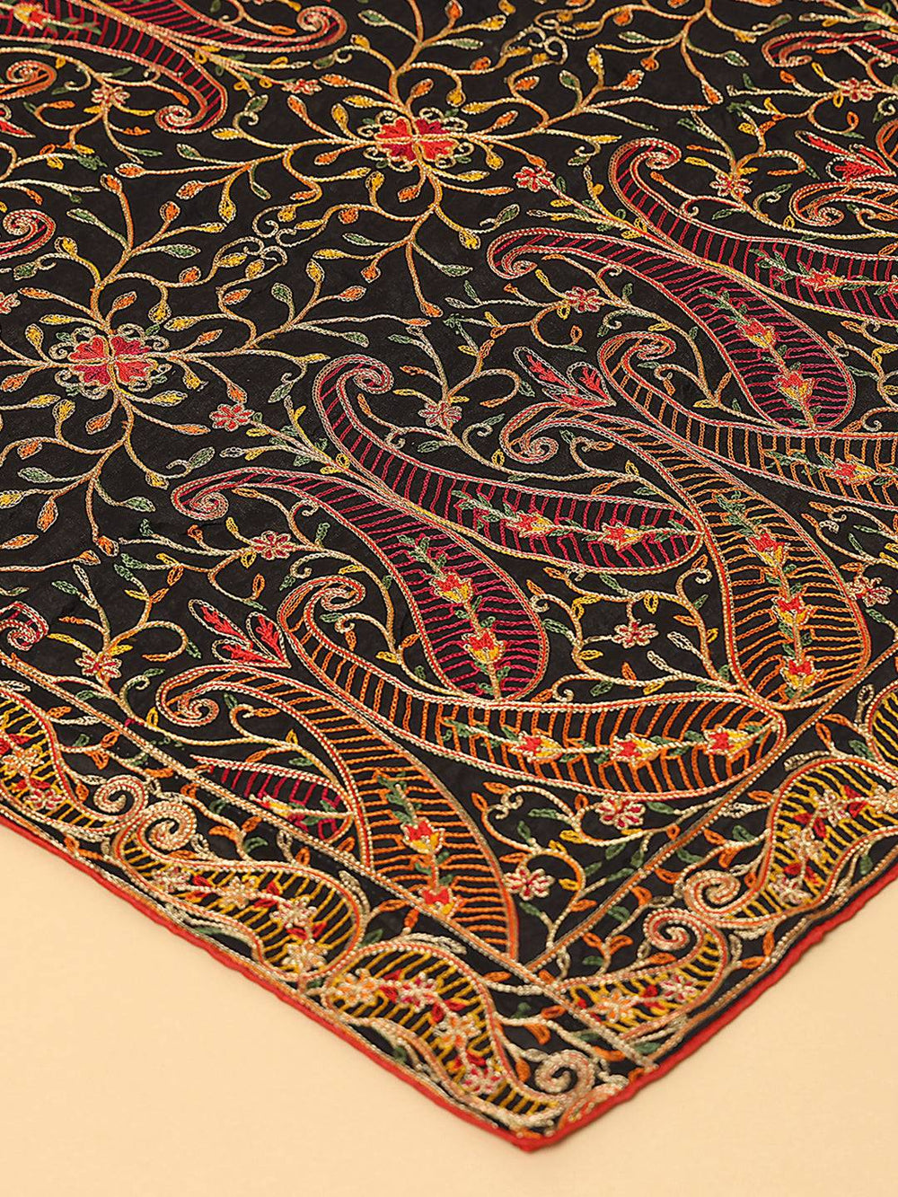 Detailed View of Black Pashmina Dupatta Embroidery
