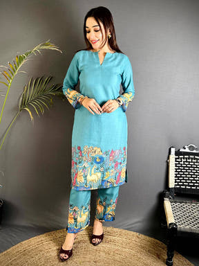 Kalamkari V Slit NecK Mul Kurti



