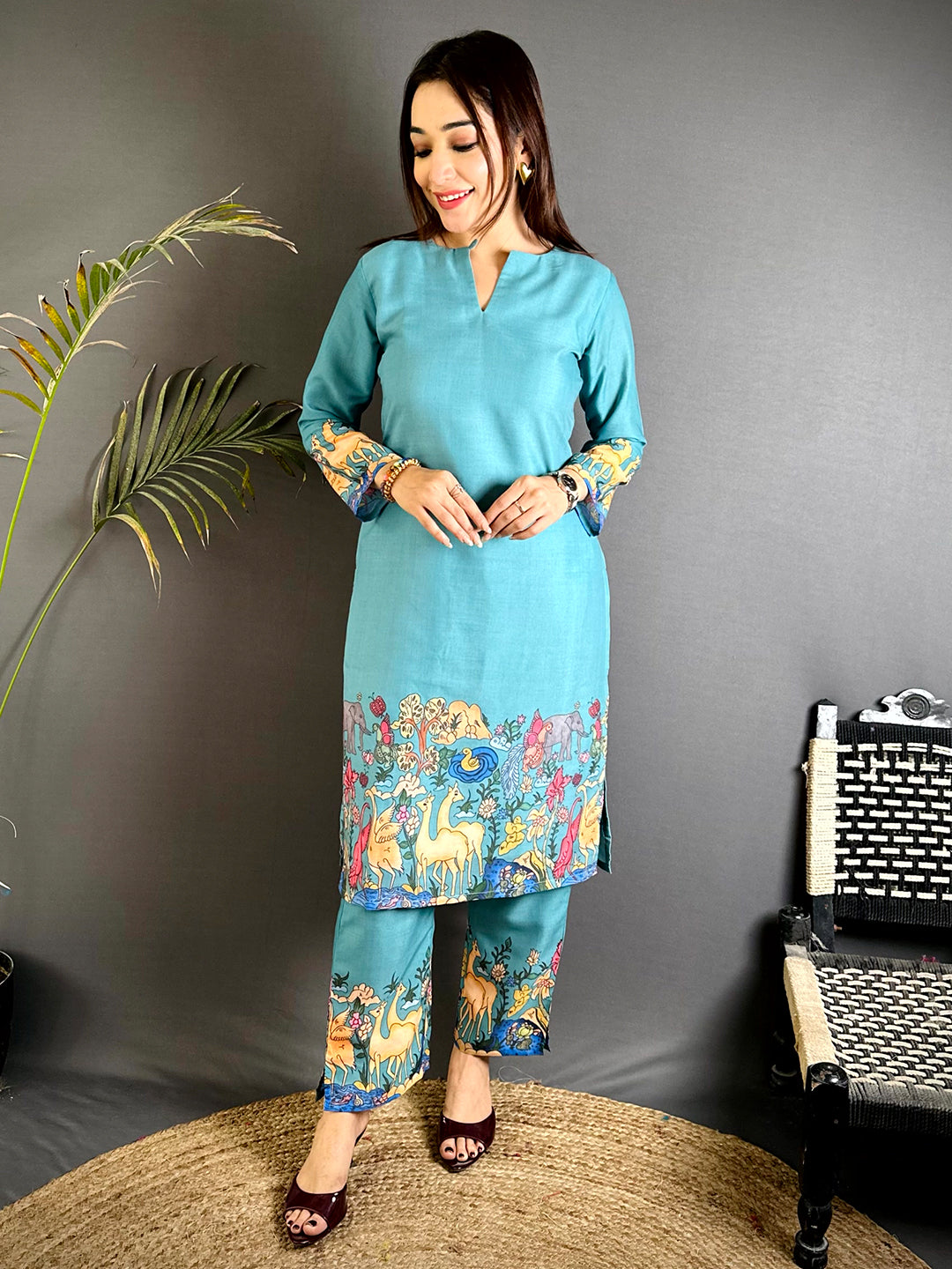 Kalamkari V Slit NecK Mul Kurti