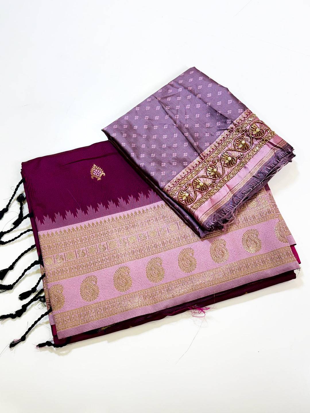 Wine Soft Silk Gadwal Border Saree With Maggam Blouse