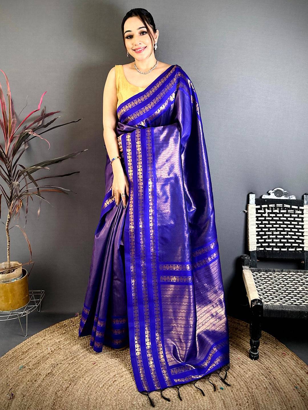 Royal Soft Silk Double Ikkat Gadwal Saree