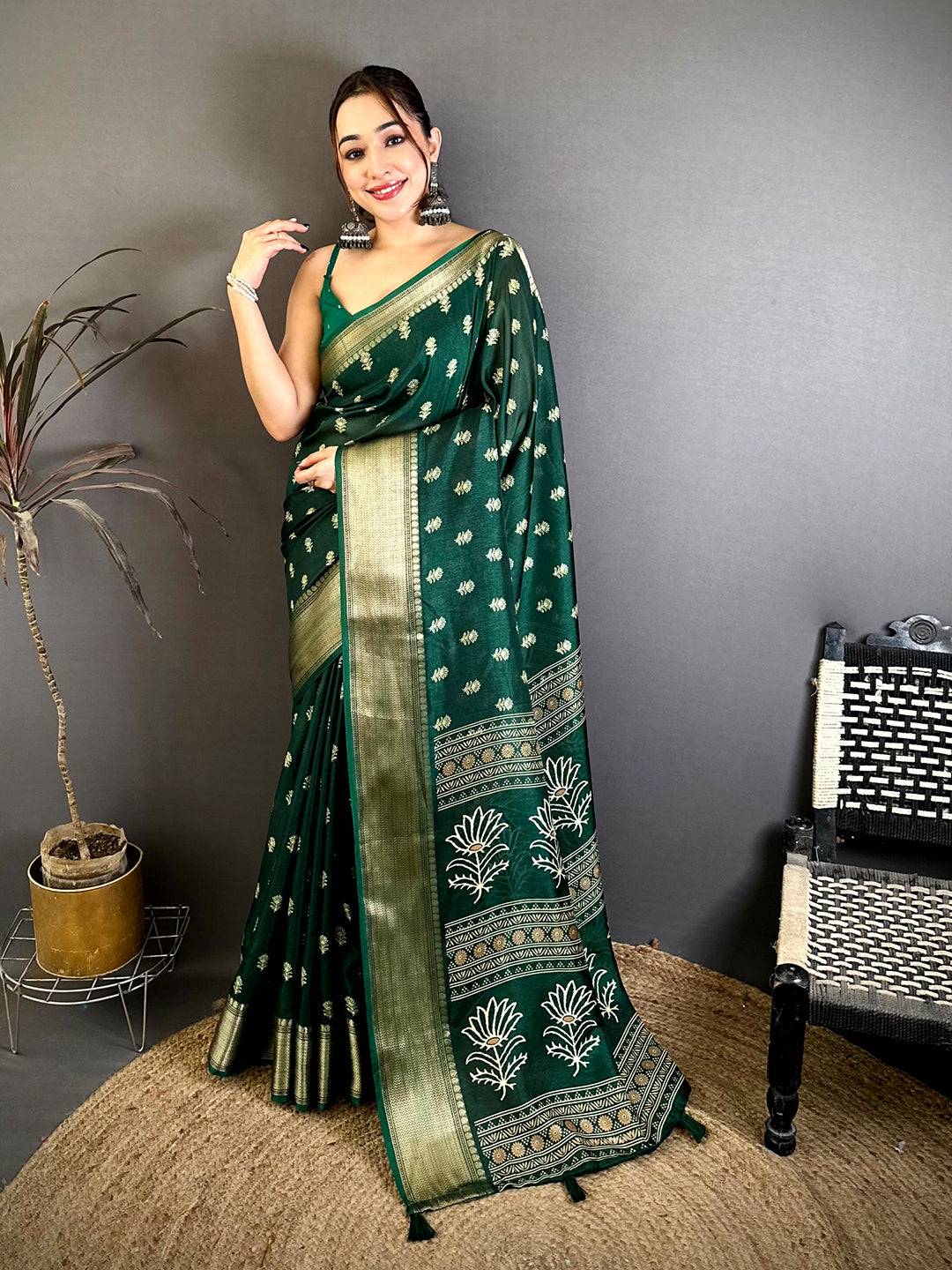 Green Dola Block Print Zari Border Saree
