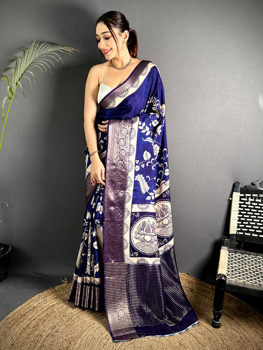 Radiant Self Zari Chex Viscose Dola Saree


