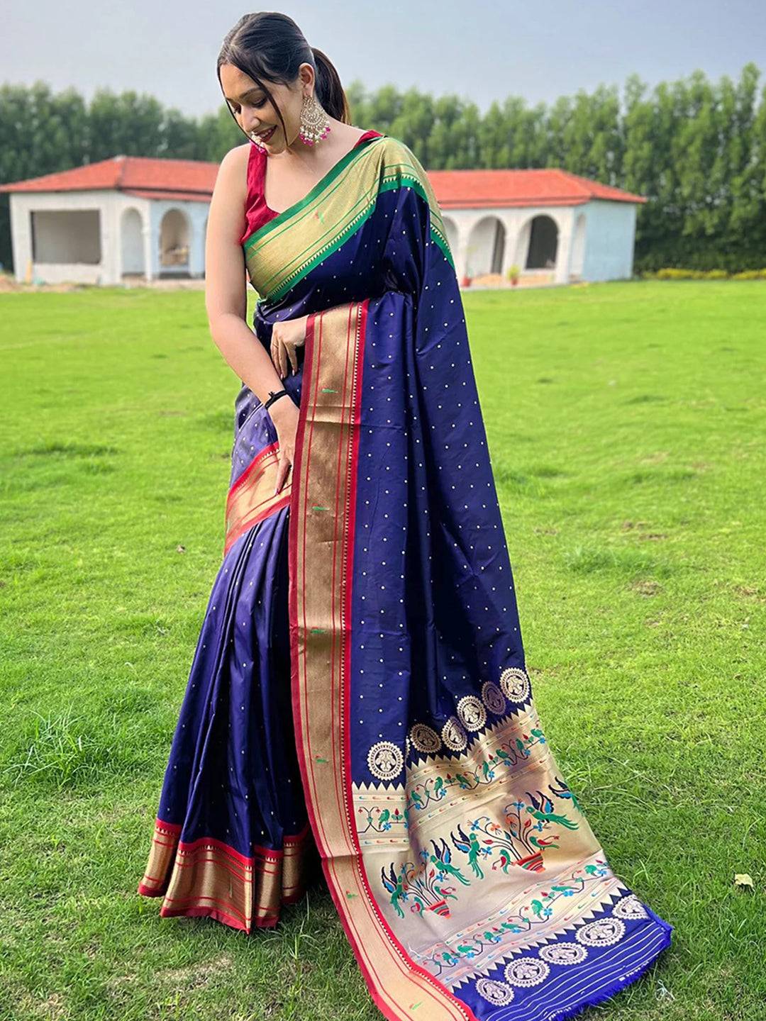 Paithani Navy Colour Saree With Ganga Jamuna Broder