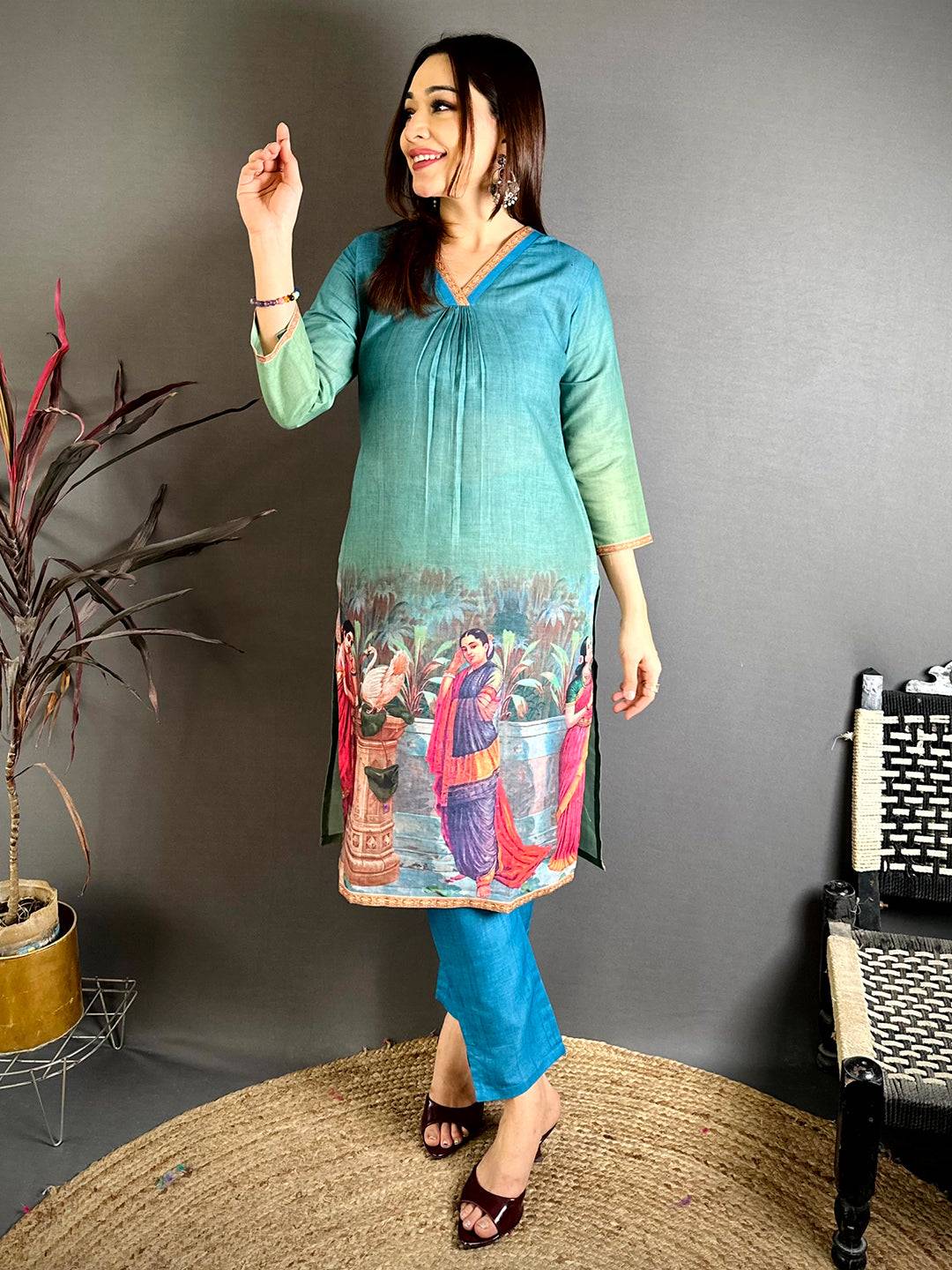 Elegant Painting Art V Neck Kurti
