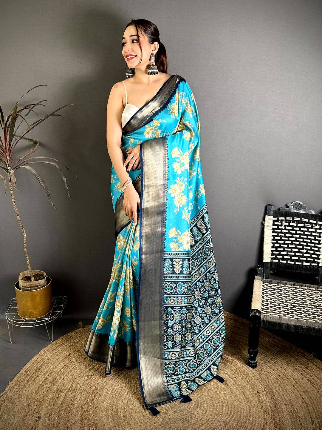 Aqua Dola Big Floral Zari Kanchi Saree