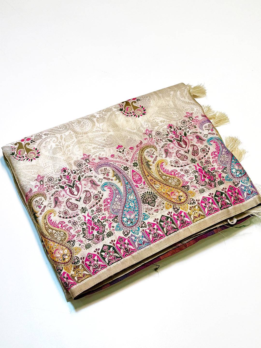 Elegant Kashmiri Jacquard Zari Weaving Saree