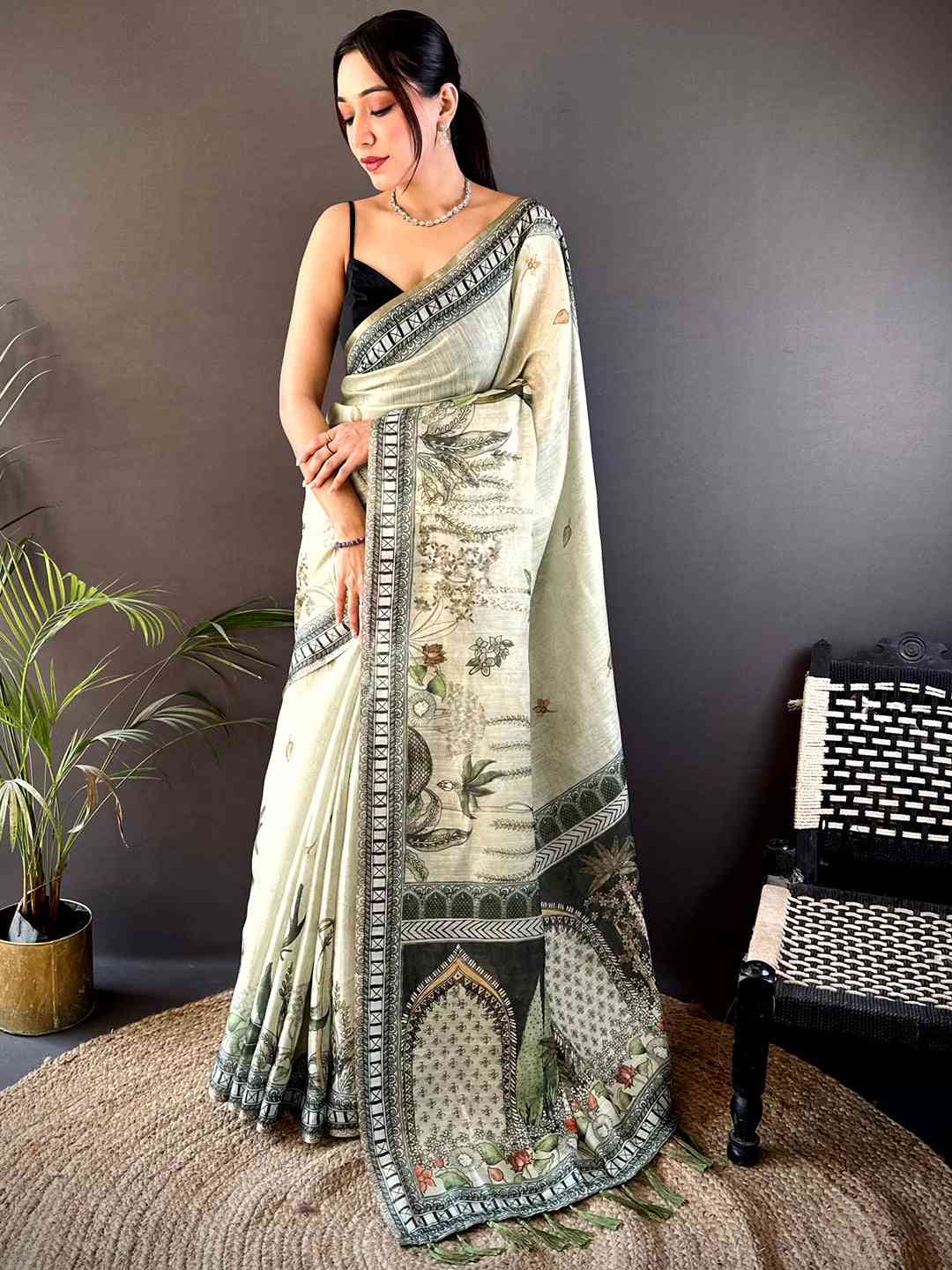 Mint Green Tussar Floral Leaf Print Saree