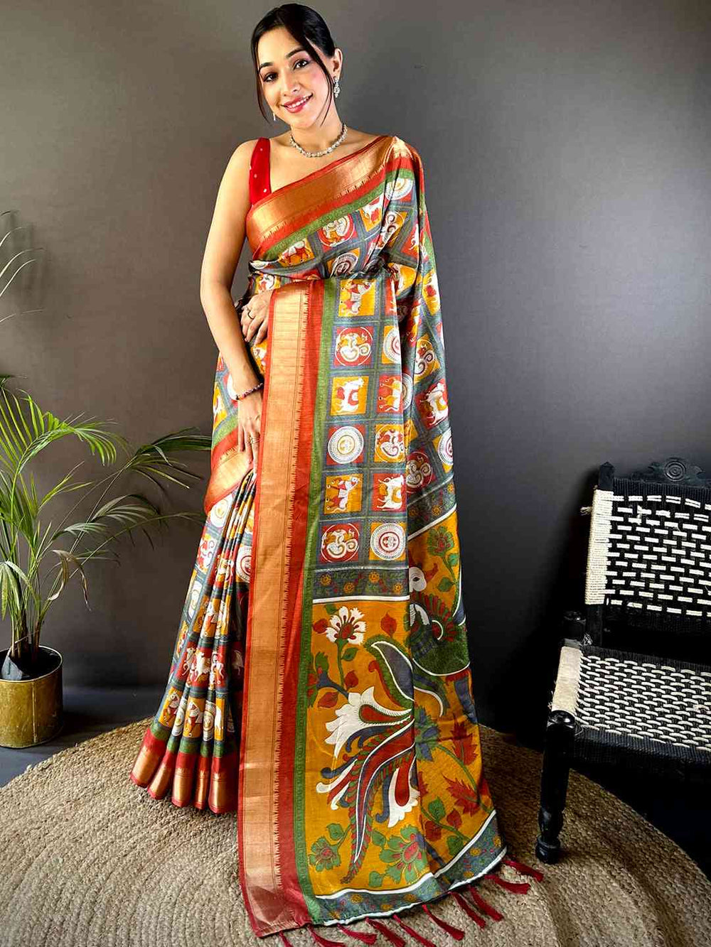 Grey Soft Silk Kalamkari Check Floral Print Saree