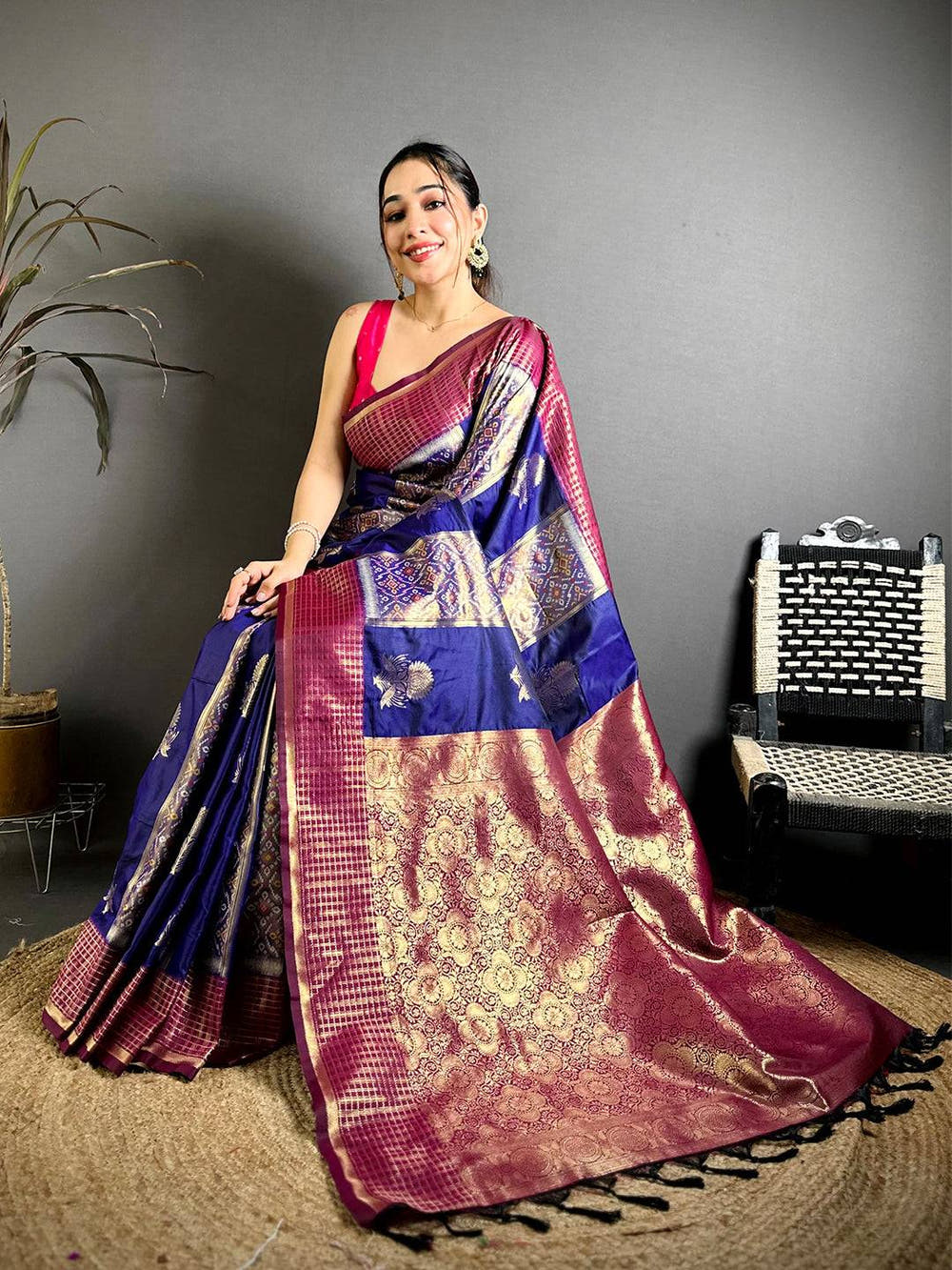 Opulent Soft Silk Patola Ikkat Pink Pallu Saree