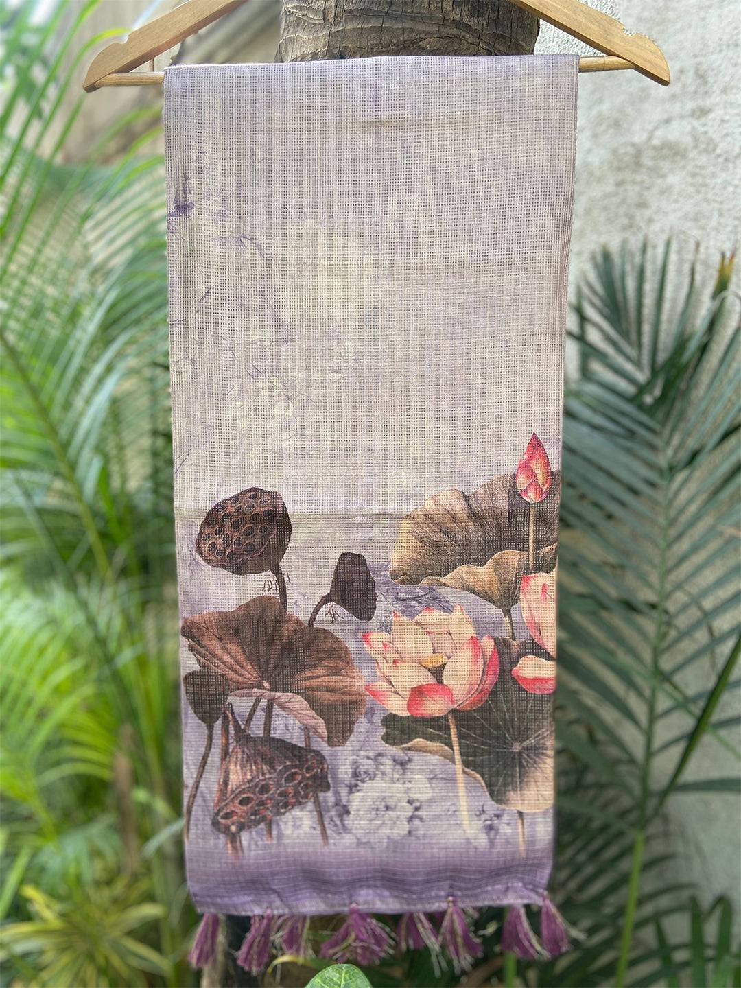 Soft Kota Doriya Silk Saree With Flower Prints & Rich Pallu