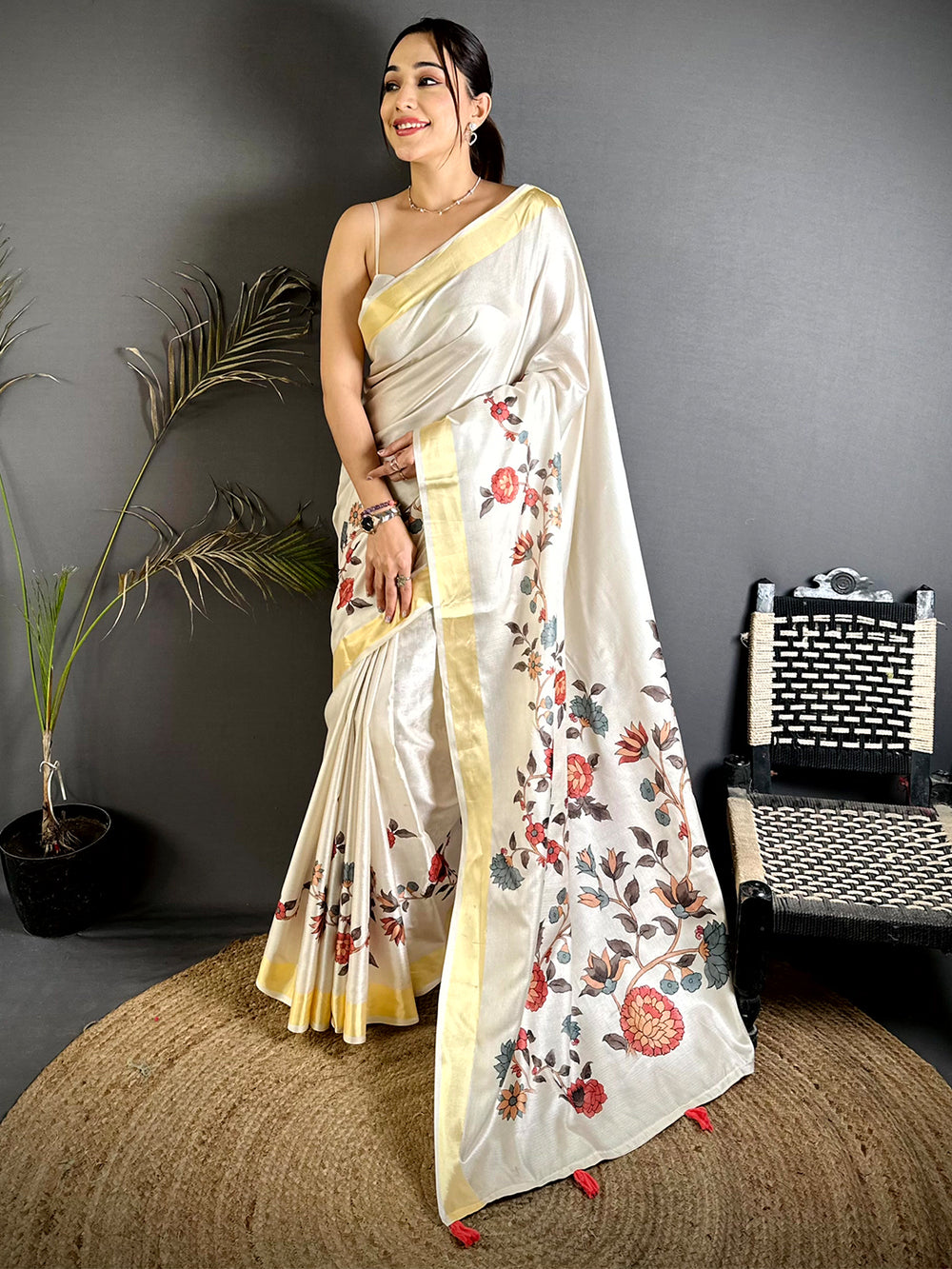 Majestic Floral Kalamkari Khadi Silk Saree


