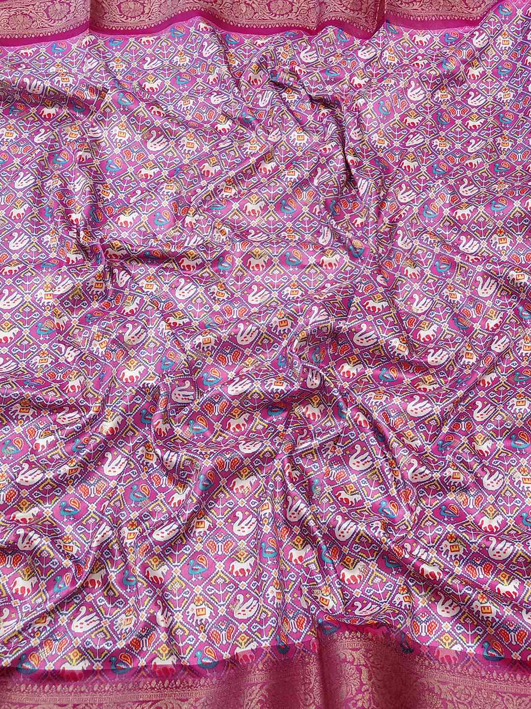 Detailed view of Patola pallu on Banarasi soft silk saree