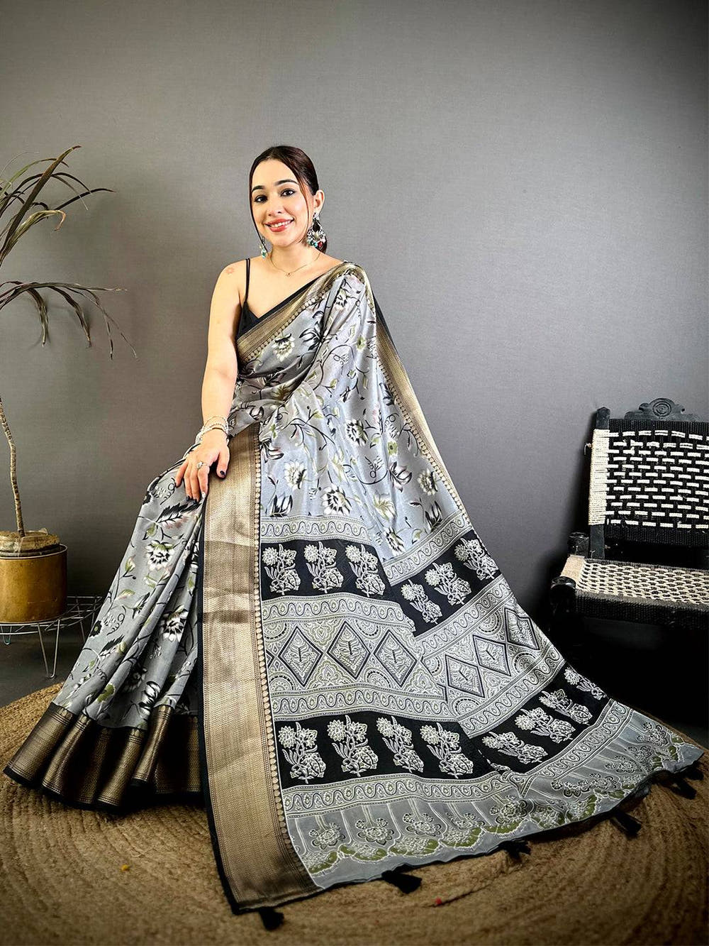 Grey Soft Dola Silk Floral Kanchi Border Saree