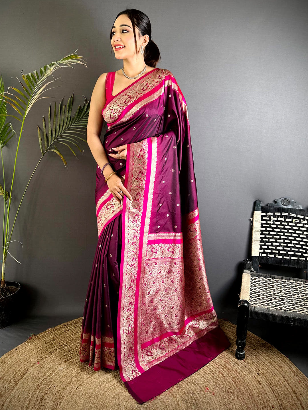 Magenta Soft Silk Kanjivaram Saree With Maggam Blouse