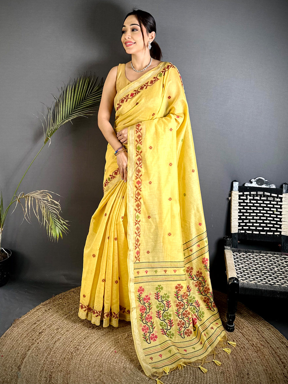 Classic Handloom Jamdani Linen Saree