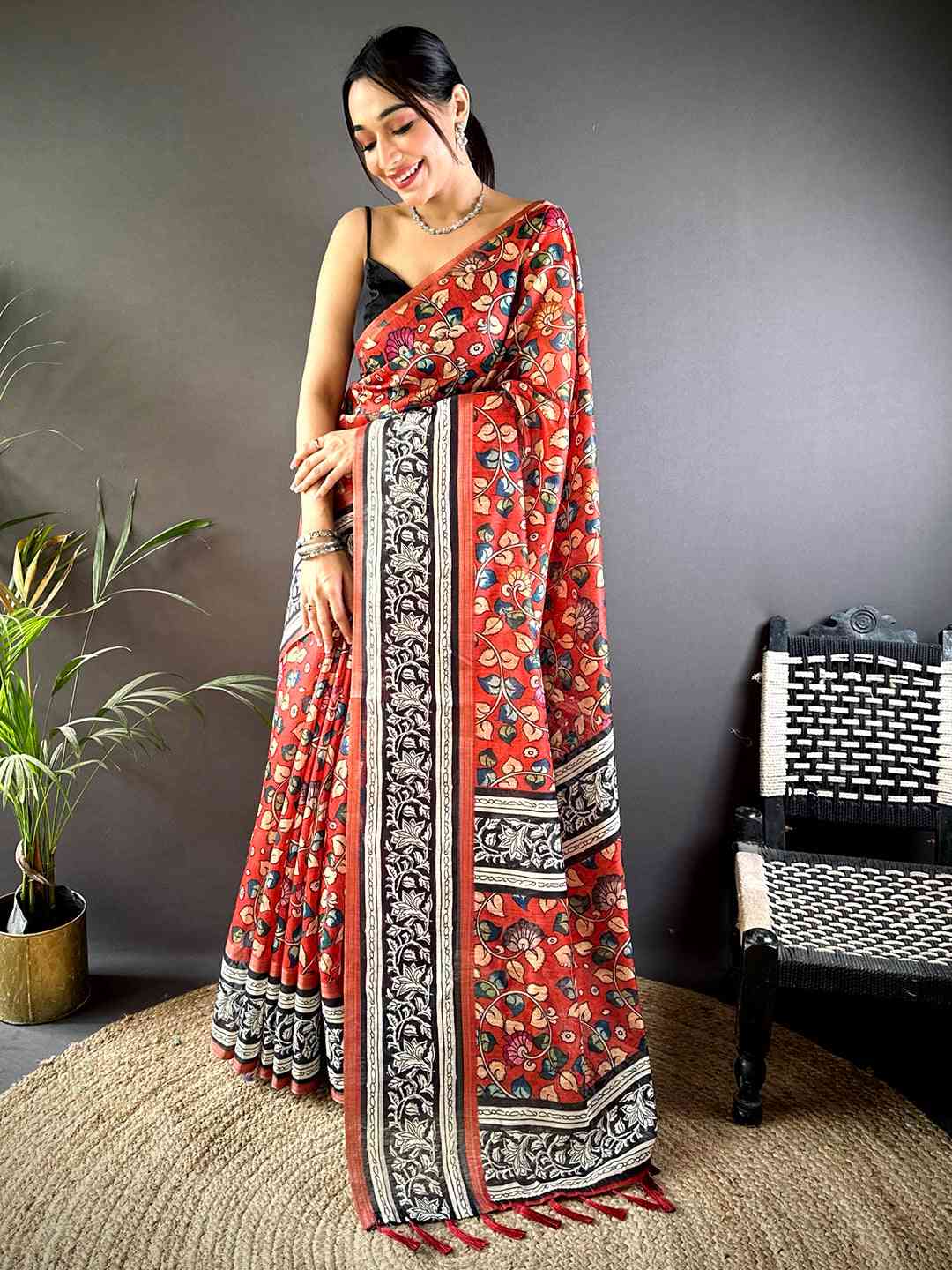 Red Chanderi Phulkari Floral Sulb Saree