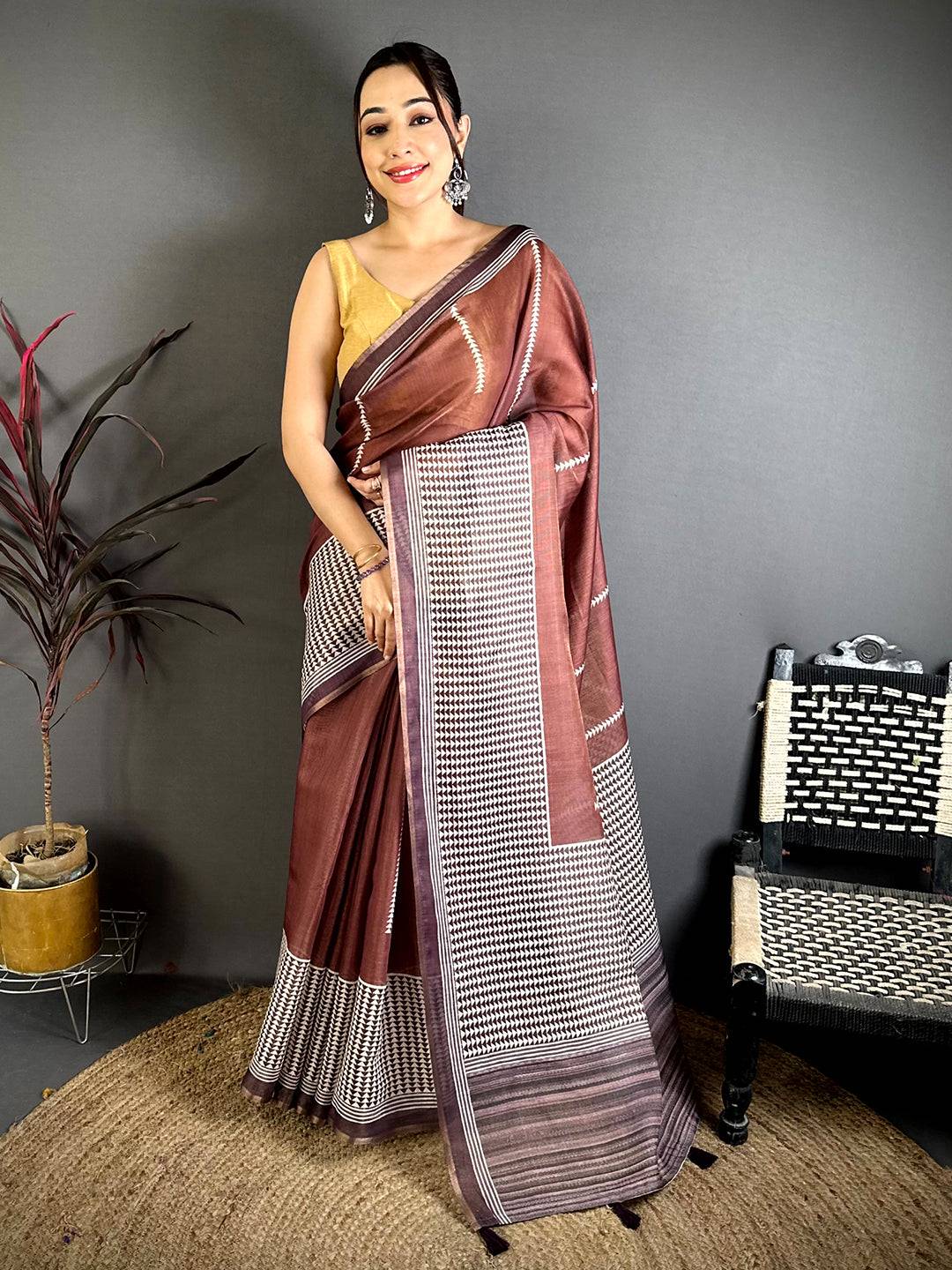 Classic Stripe Linen Chanderi Saree